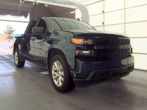 Used 2021 Chevrolet Silverado 1500 Custom w/ LPO, Dark Essentials Package AWD/4WD image 3