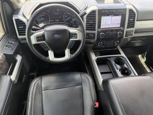 Used 2019 Ford F250 Lariat w/ Lariat Ultimate Package AWD/4WD image 14