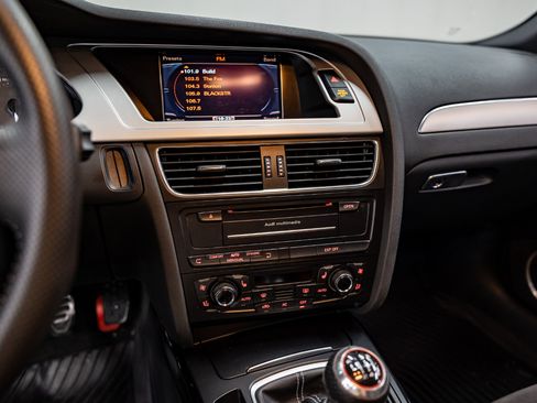 Used 2010 Audi S4 Prestige image 40