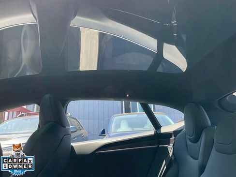 Used 2022 Tesla Model S AWD/4WD image 35