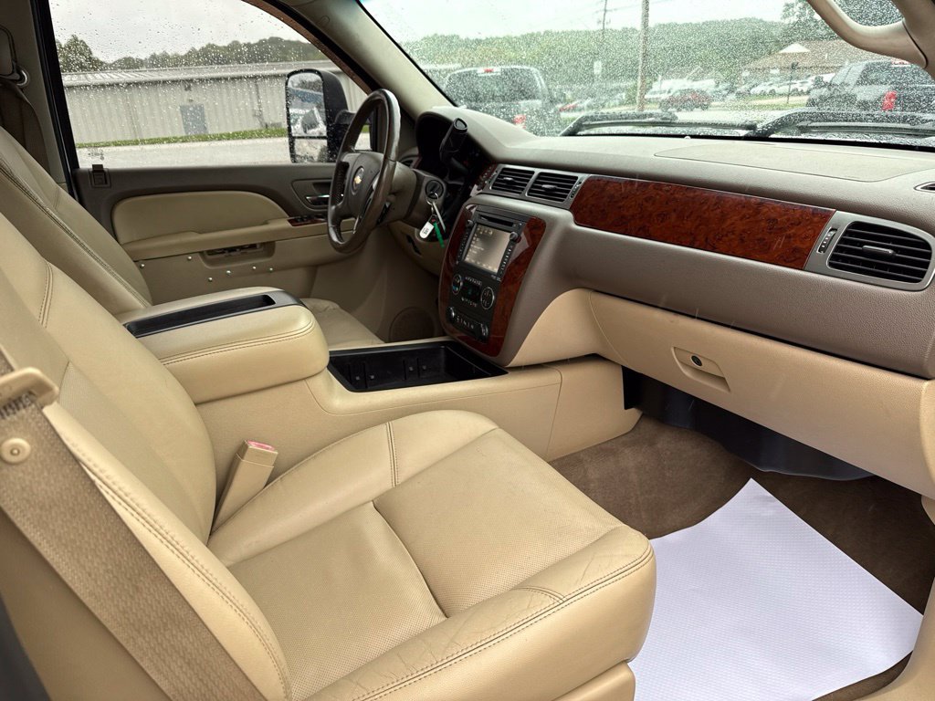 Used 2012 Chevrolet Silverado 3500 LTZ w/ LTZ Plus Package RWD image 39