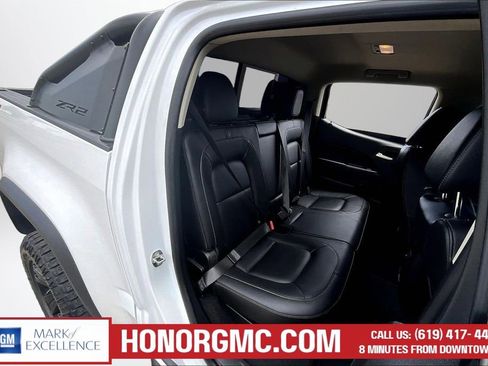 Used 2019 Chevrolet Colorado ZR2 w/ ZR2 Dusk Special Edition AWD/4WD image 26