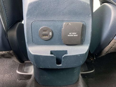 Used 2022 Ford Maverick Lariat w/ Lariat Luxury Package FWD image 17