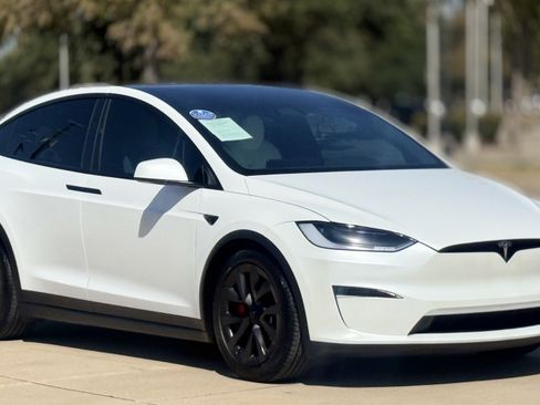 Used 2025 Tesla Model X Plaid AWD/4WD image 1