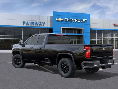 New 2026 Chevrolet Silverado 3500 W/T image 3