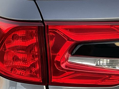 Used 2024 Honda Odyssey EX-L image 9