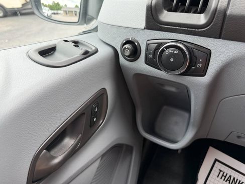 Used 2018 Ford Transit 350 XL RWD image 16