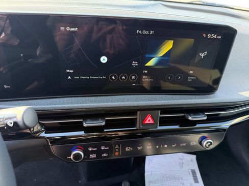 New 2025 Kia EV6 Light image 12