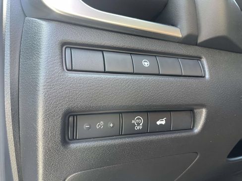 Used 2025 Nissan Rogue SV w/ Rock Creek Premium Package AWD/4WD image 28