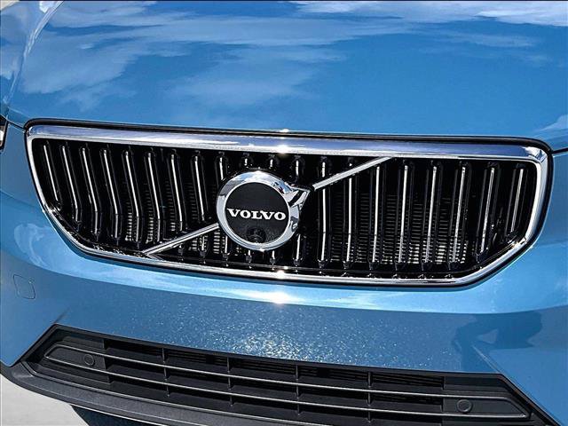 Used 2023 Volvo XC40 B5 Ultimate w/ Protection Package Premier AWD/4WD image 30