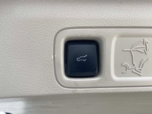 Used 2019 Lincoln Navigator Reserve w/ Cargo Package image 7