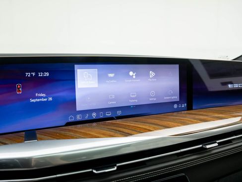 New 2026 Cadillac Escalade Platinum Sport w/ LPO, ONYX Package image 21