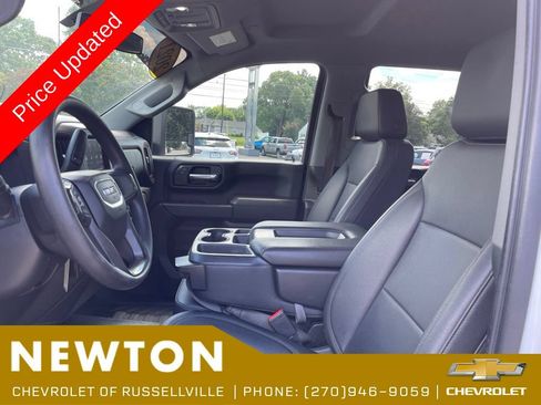 Used 2021 GMC Sierra 3500 4x4 Crew Cab w/ Convenience Package image 4