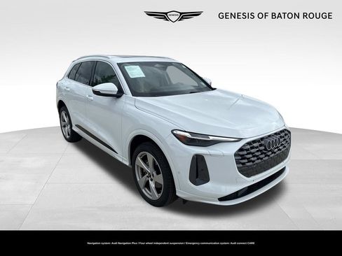 Used 2025 Audi Q5 Premium Plus AWD/4WD image 1