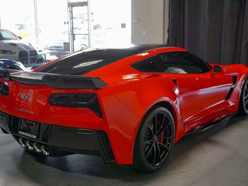 Used 2017 Chevrolet Corvette Grand Sport w/ Z07 Performance Package RWD image 7