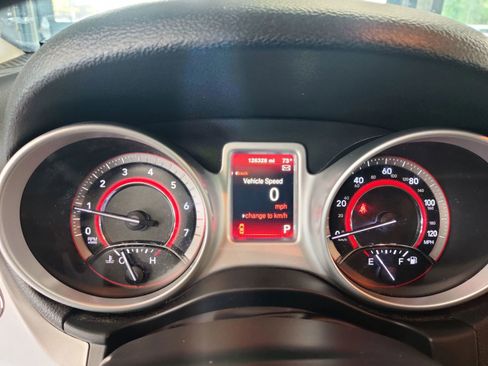 Used 2018 Dodge Journey SE w/ Blacktop Package image 13