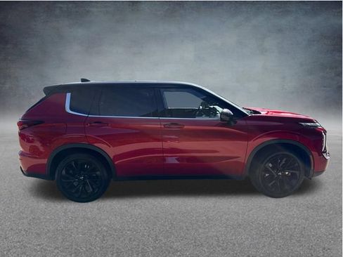 Used 2023 Mitsubishi Outlander SEL FWD image 11