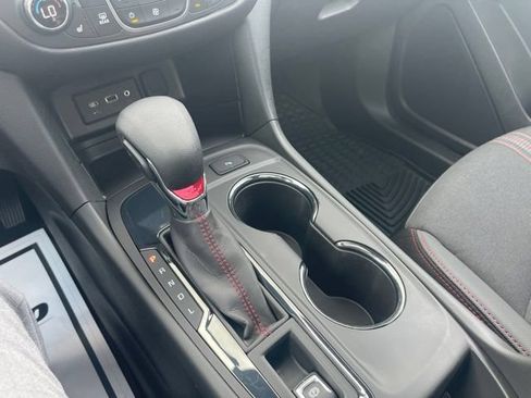 Used 2024 Chevrolet Equinox RS w/ LPO, Floor Liner Package FWD image 27