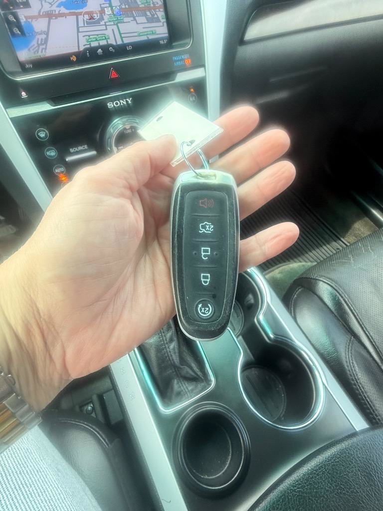 Used 2015 Ford Explorer Limited w/ Equipment Group 302A FWD image 24