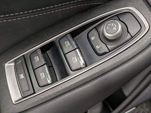 Used 2020 Subaru Outback Limited XT image 9