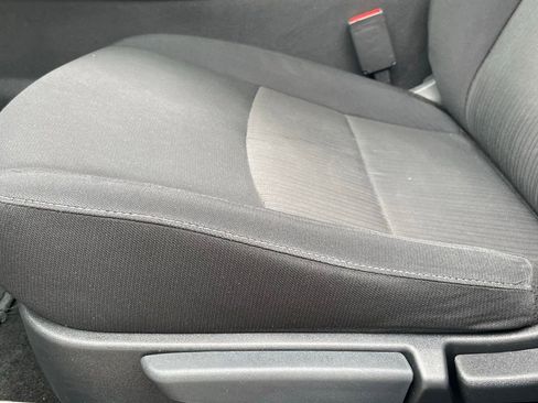 Used 2024 Nissan Sentra SV FWD image 22