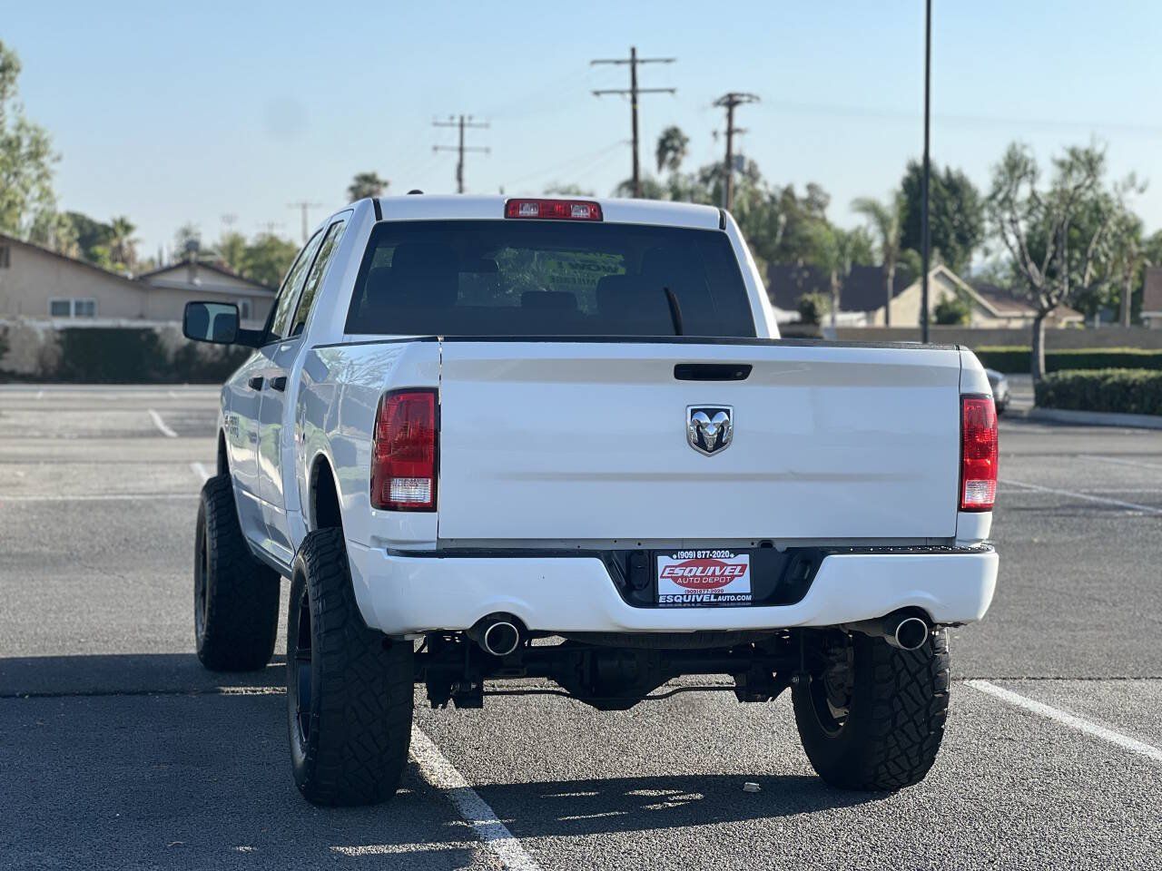 Used 2017 RAM 1500 Express RWD image 15