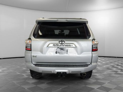 Used 2023 Toyota 4Runner SR5 Premium w/ Moonroof Package AWD/4WD image 6