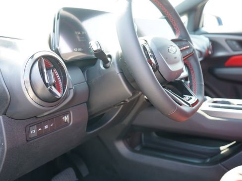 New 2025 Chevrolet Equinox EV RS image 15