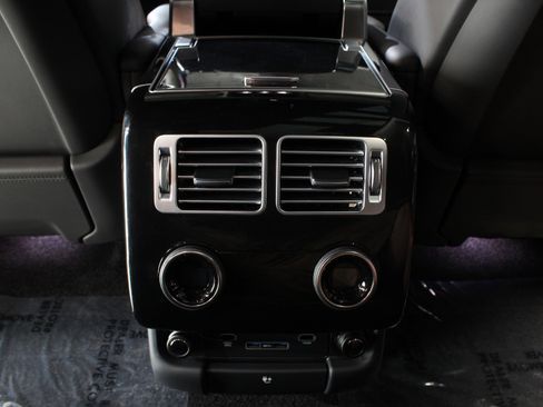 Used 2021 Land Rover Range Rover P525 Westminster Edition LWB image 45