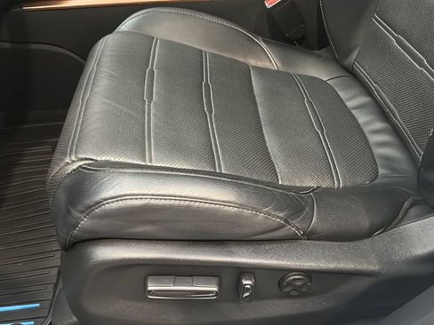 Used 2017 Honda CR-V EX-L image 14