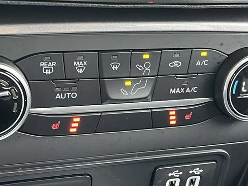 Used 2021 Ford EcoSport SE w/ SE Convenience Package AWD/4WD image 24