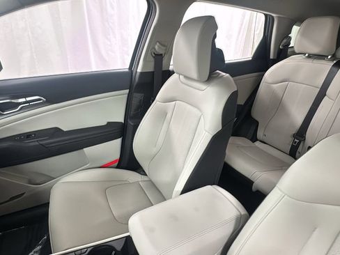 New 2026 Kia Sportage EX AWD/4WD image 13