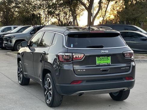 Used 2023 Jeep Compass Limited image 4