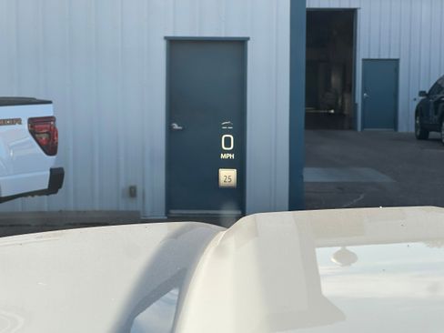 Used 2024 GMC Sierra 2500 AT4 w/ AT4 Premium Plus Package image 31