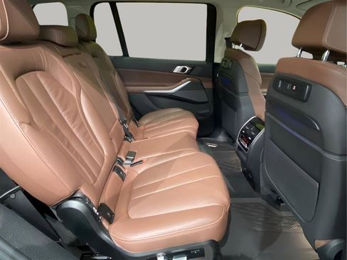 Used 2020 BMW X7 xDrive40i w/ Premium Package image 15