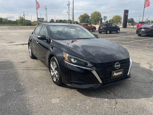 Used 2024 Nissan Altima 2.5 S image 8