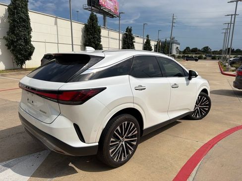 Used 2024 Lexus RX 350 Premium Plus w/ Convenience Package FWD image 3