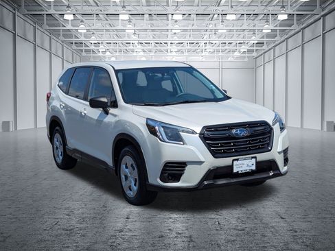 Used 2022 Subaru Forester Limited AWD/4WD image 7