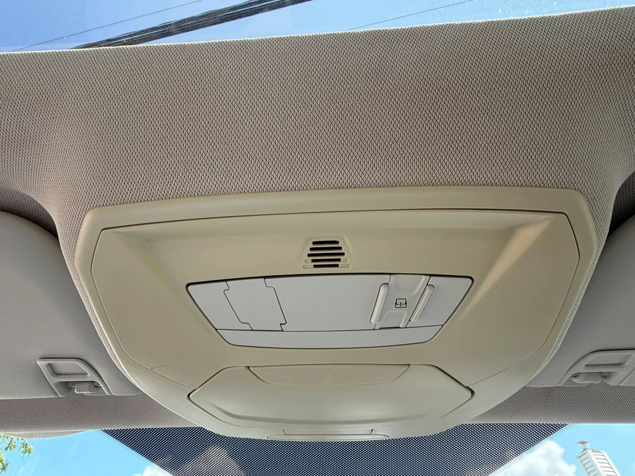 Used 2014 Ford Focus SE w/ SE Winter Package FWD image 23