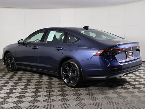 Used 2025 Honda Accord SE image 9