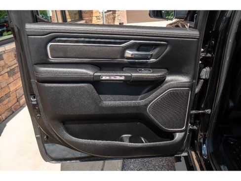 Used 2021 RAM 1500 Laramie w/ Sport Appearance Package AWD/4WD image 18