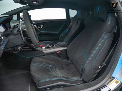 Used 2018 Lamborghini Huracan Performante image 7