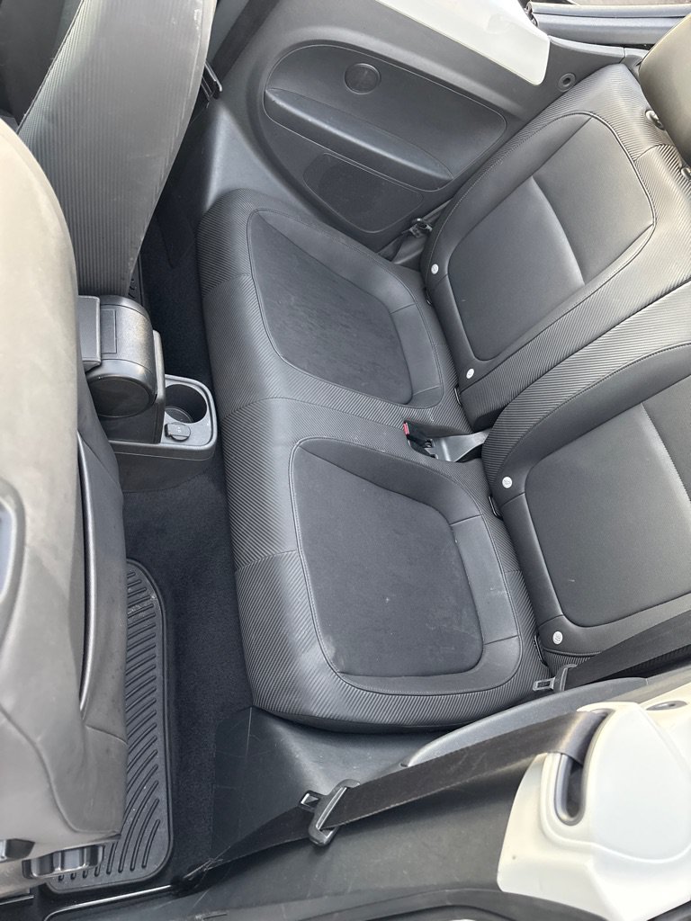 Used 2013 Volkswagen Beetle TDI FWD image 18