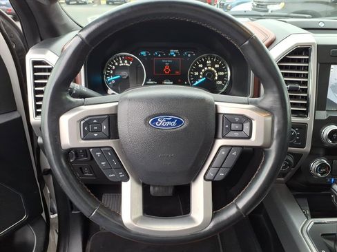 Used 2019 Ford F150 Platinum w/ Technology Package image 20