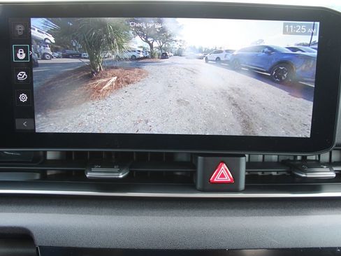 New 2026 Kia Carnival EX image 63