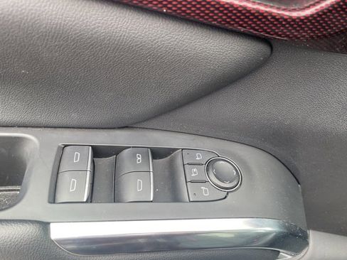 Used 2024 Chevrolet Traverse RS image 12