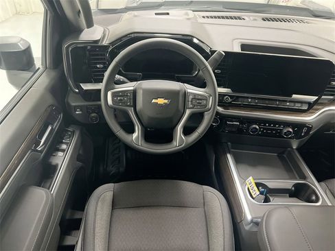 New 2026 Chevrolet Silverado 3500 LT w/ Convenience Package image 17