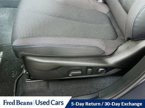 Used 2025 Subaru Forester Premium image 20