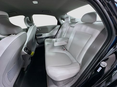 New 2025 Hyundai Ioniq 6 SEL image 17