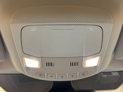 Used 2023 Ford Edge SEL image 26